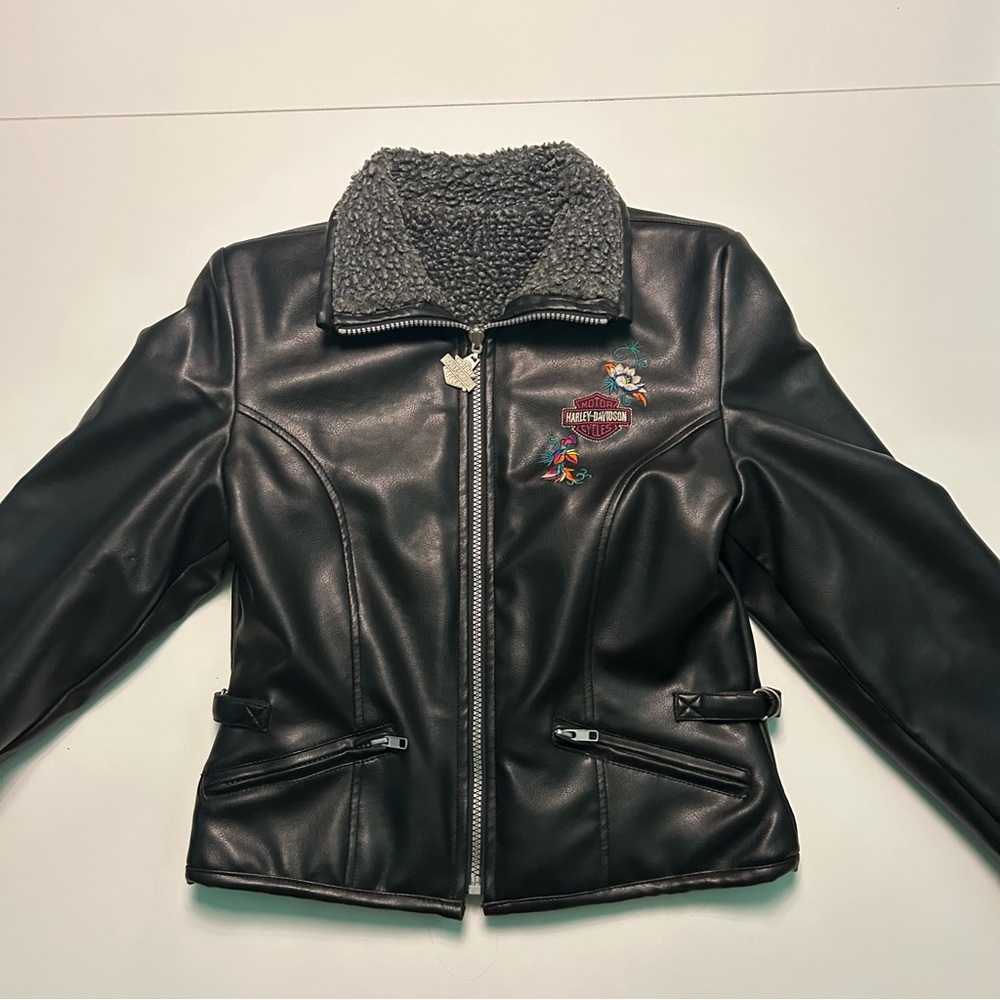 Harley Davidson Leather Jacket with Gray Collar